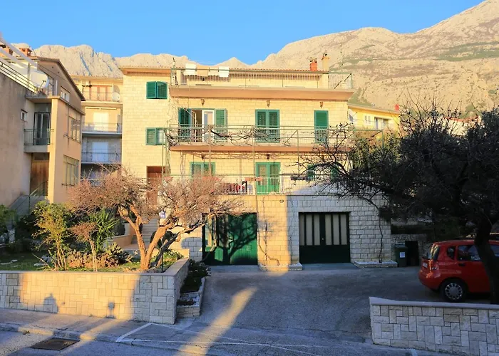 And With Parking Space - 18028 3*